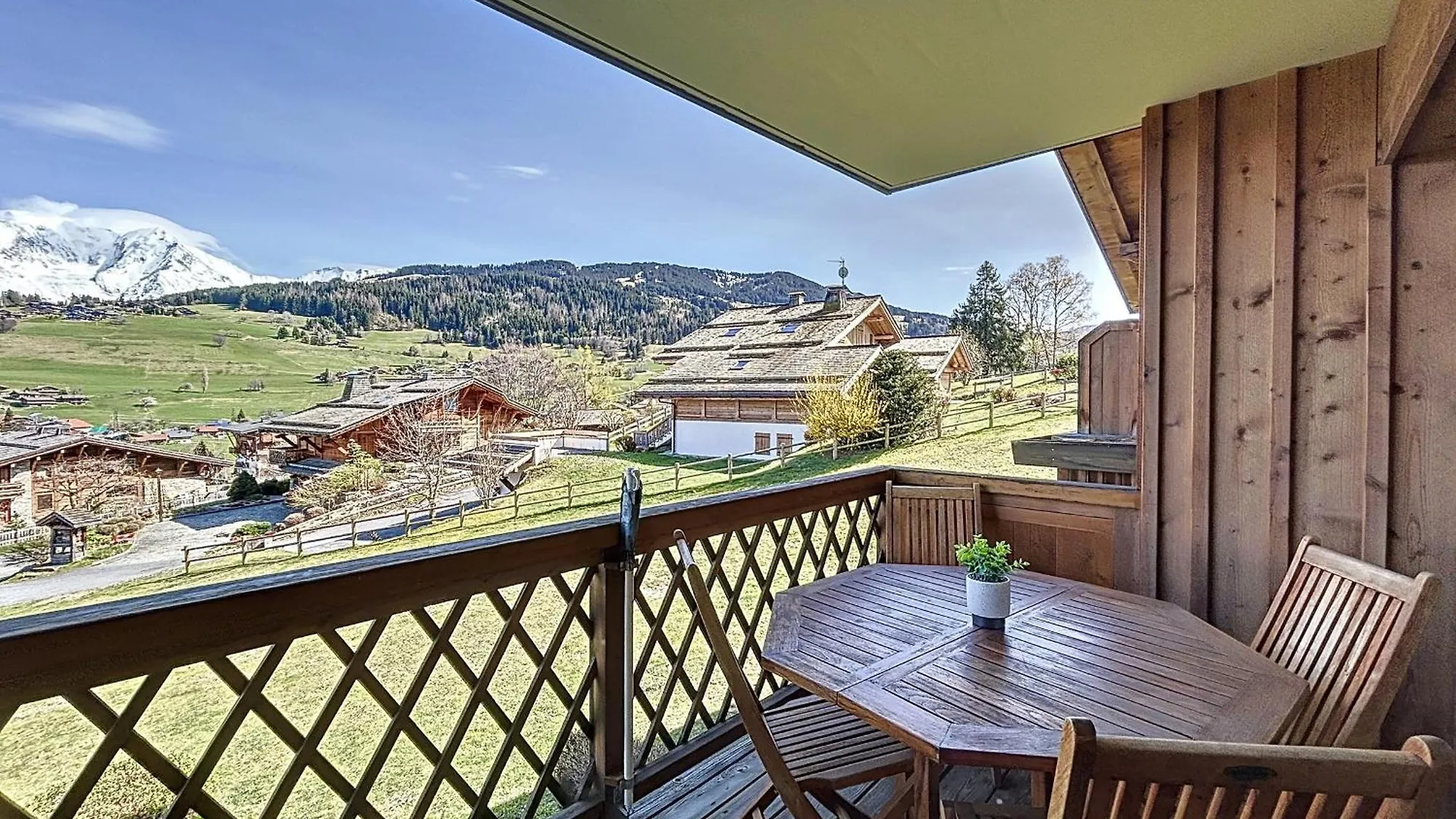 Appartement 2 Chambres Avec Parking Et Wifi A Combloux - Fr-1-560-124